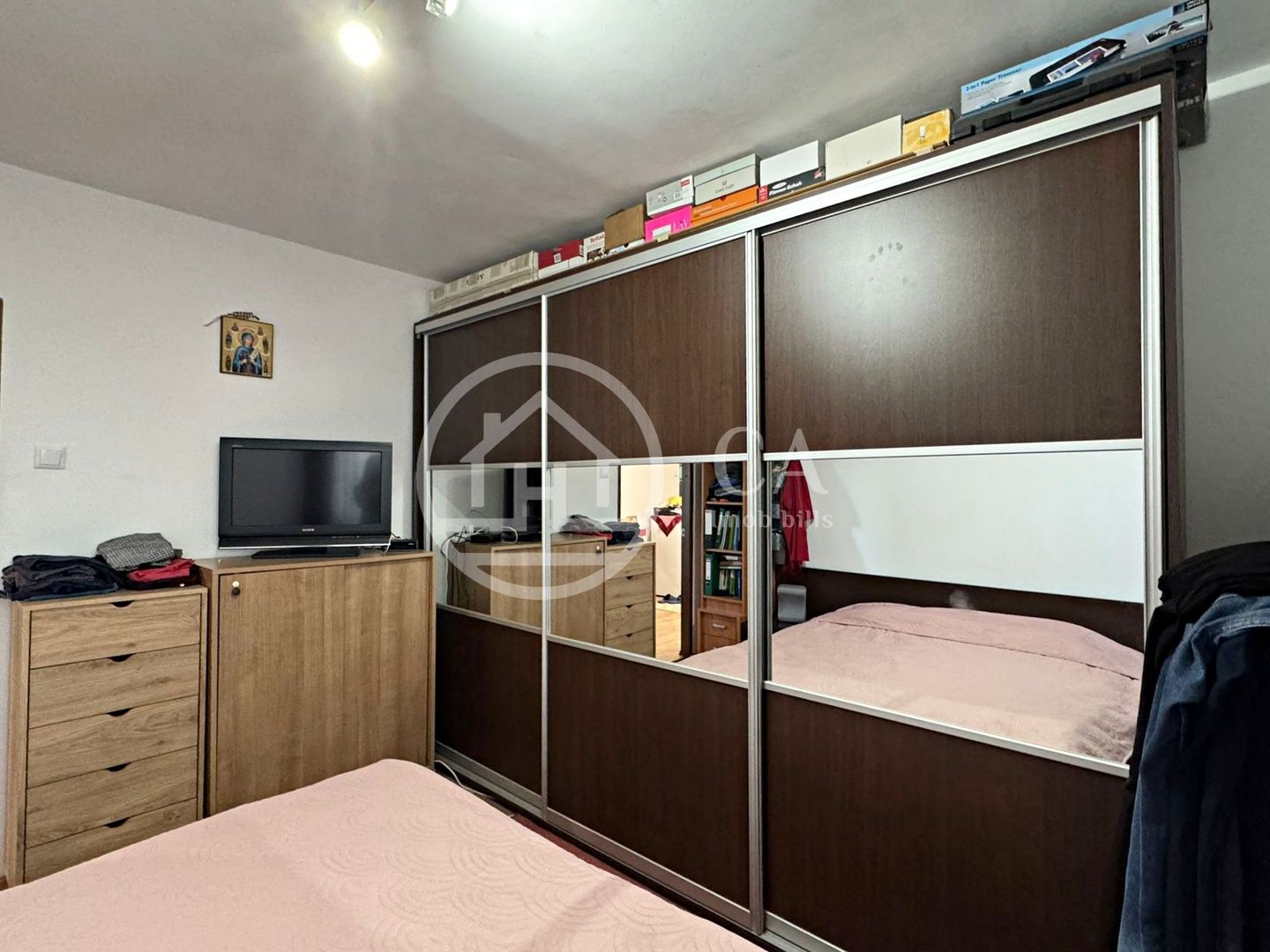 Apartament de vânzare cu 4 camere în zona Rogerius, Oradea - Poză 9