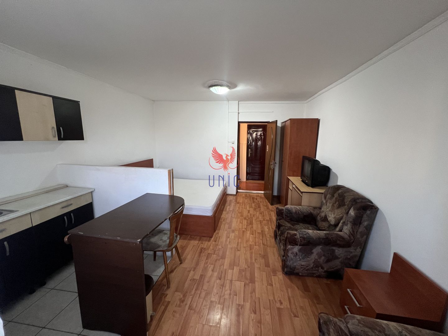 Garsoniera, etaj 3/4, centrala termica, Valea-Rosie - Poză 2