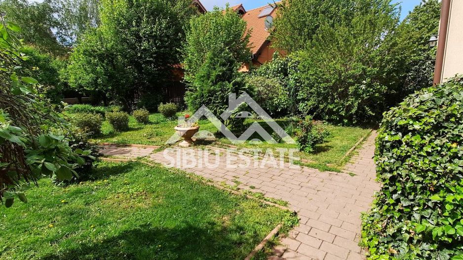 Casa Sibiu central, teren 1000 - Poză 3
