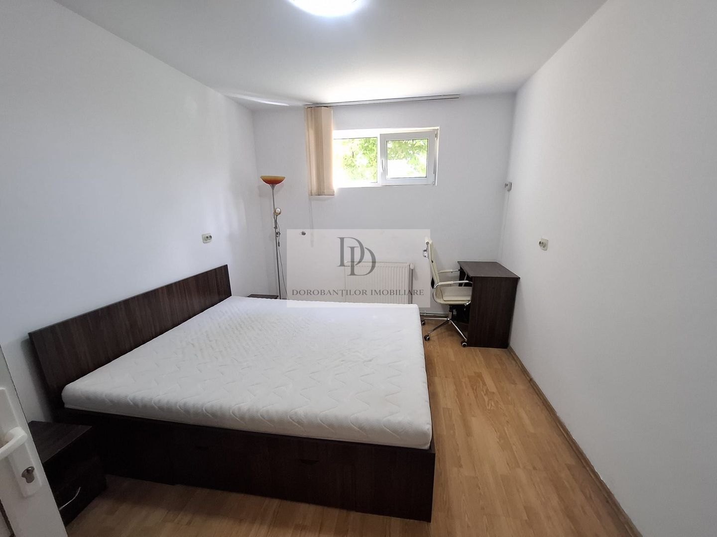 Apartament cu Potențial Investițional + Boxǎ | Zona Andrei Mureșanu - Poză 4