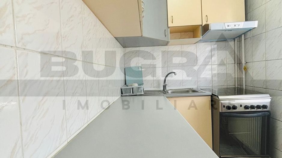 Garsoniera 35 mp, decomandata, centrala proprie, zona Louis Pasteur - Poză 4