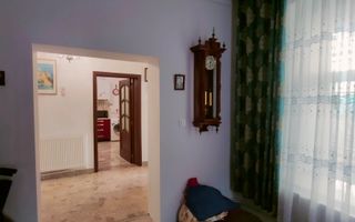 APARTAMENT ULTRACENTRAL , PIATA UNIRII, CUZA VODA 70 MP PLUS CURTE - Poză 18