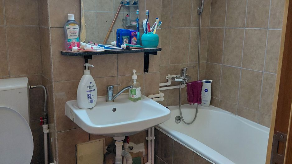Apartament 2 camere, 45 mp, Micro 40 – Etaj 3/4, centrală termică, balcon - Poză 10