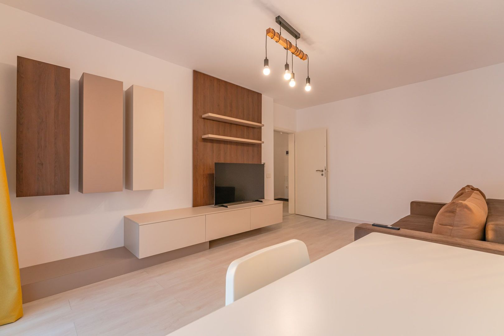 Apartament 2 camere de închiriat în Maurer Villas cu loc de parcare - Poză 6