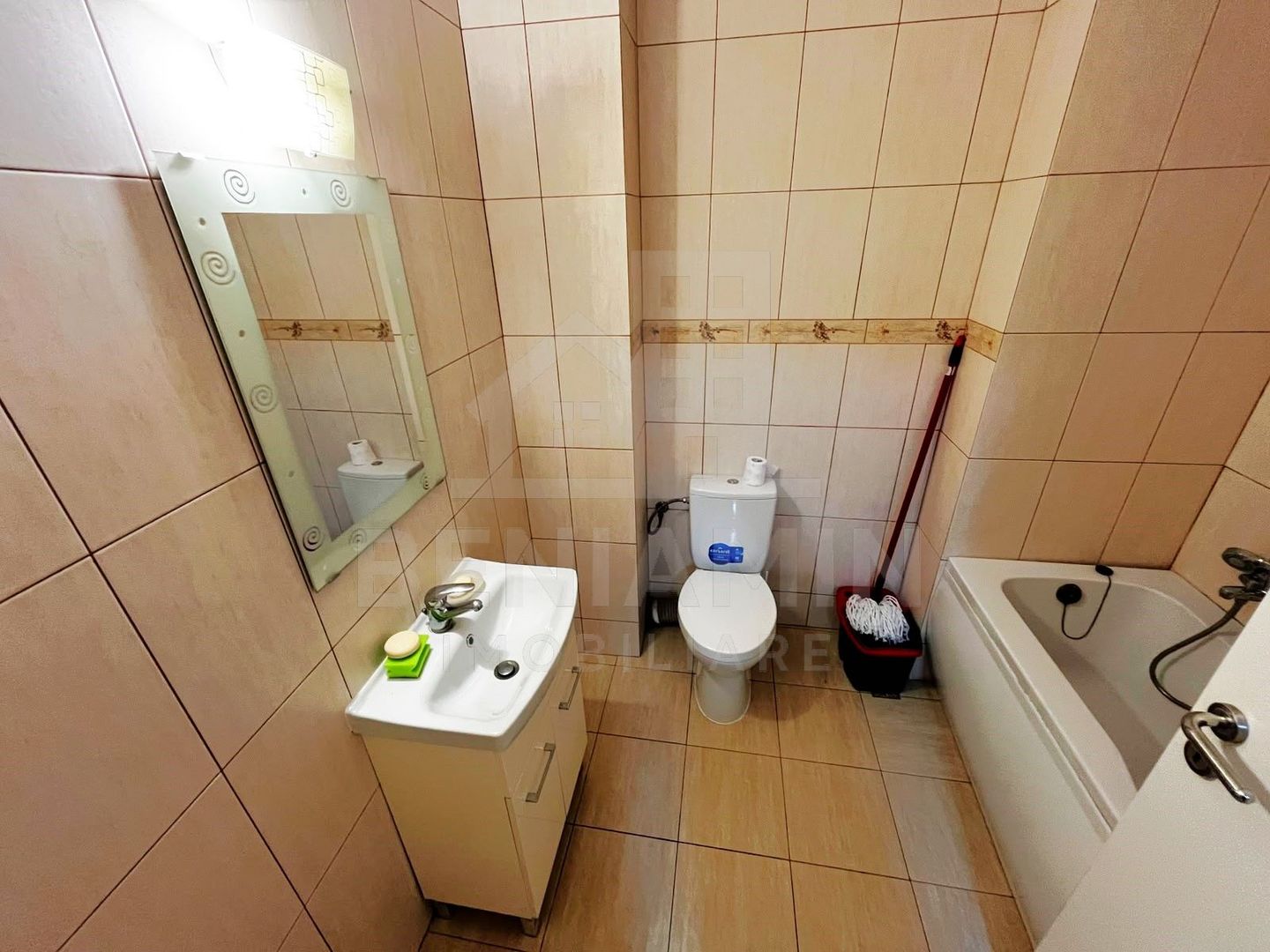 Garsoniera-48mp-Etaj1-Bloc Nou -Centrala Termica -Consul-Pedagogic - Poză 5