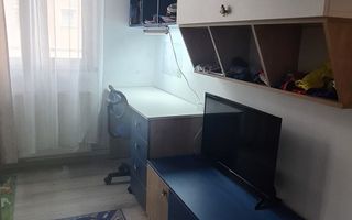 Apartament 3 camere decomandat - zona Tractorul - Poză 4