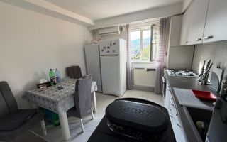 Apartament 2 camere, Cetate, zona piata, et.3, renovat - Poză 1
