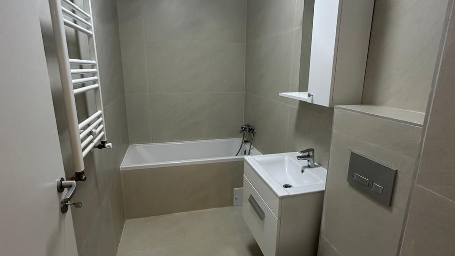 Gars cu gradina, ideal salon sau locuit! - Poză 8