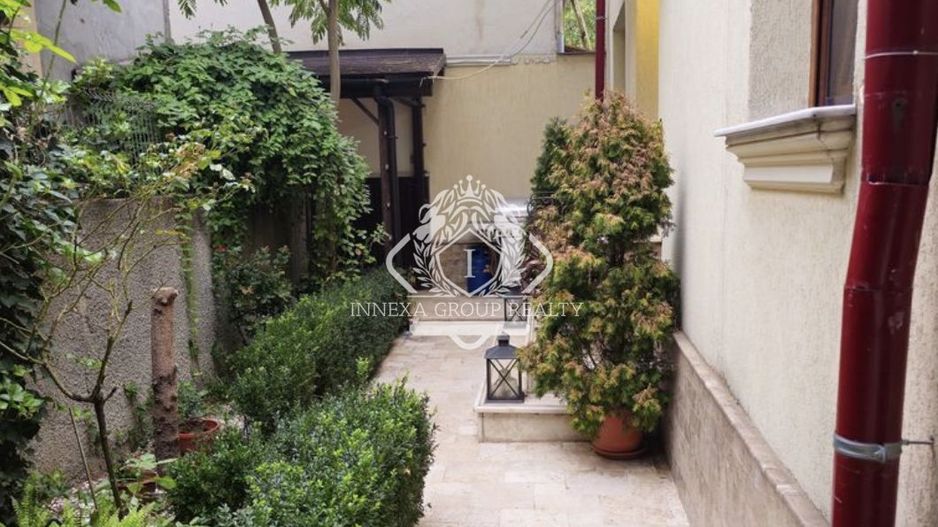 Vila 520 mp utili - 8 camere | Zona Unirii | Curte proprie 150 mp - Poză 1