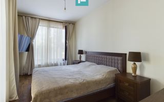 Vilă la sol cu 3 camere în Pârneava - Poză 17