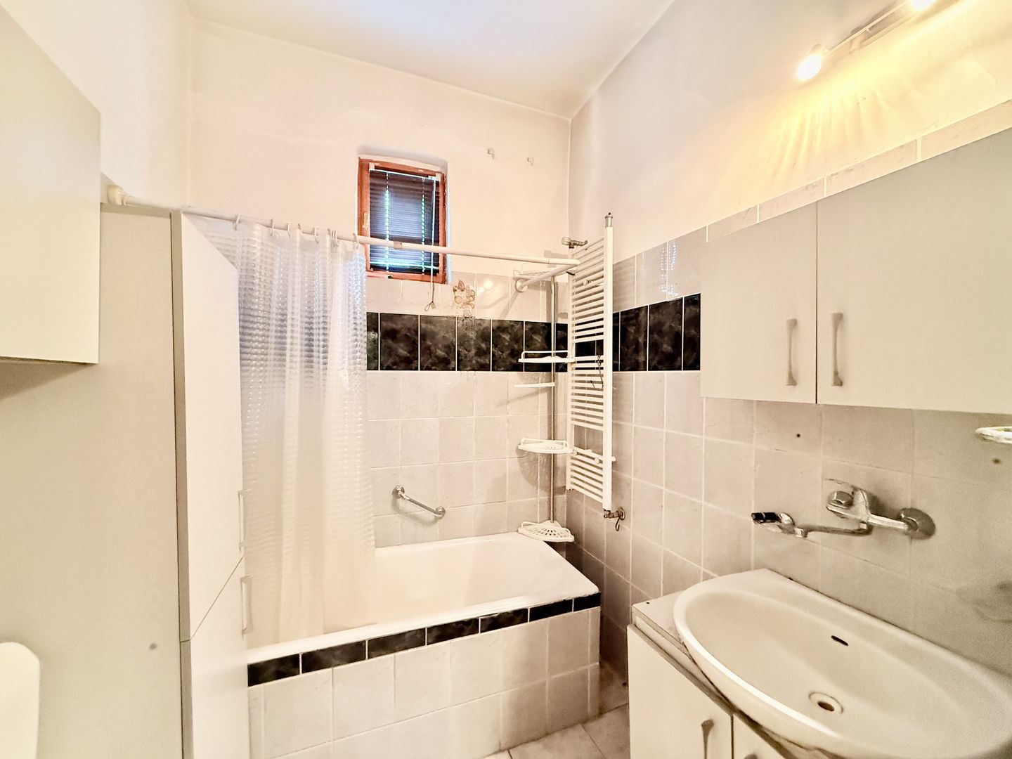 Vila 200 mp desfasurati cartier de case Belvedere Regie - Poză 22