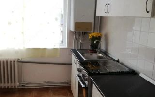 Apartament 3 camere de închiriat, Podu Roș, Iași - Poză 1