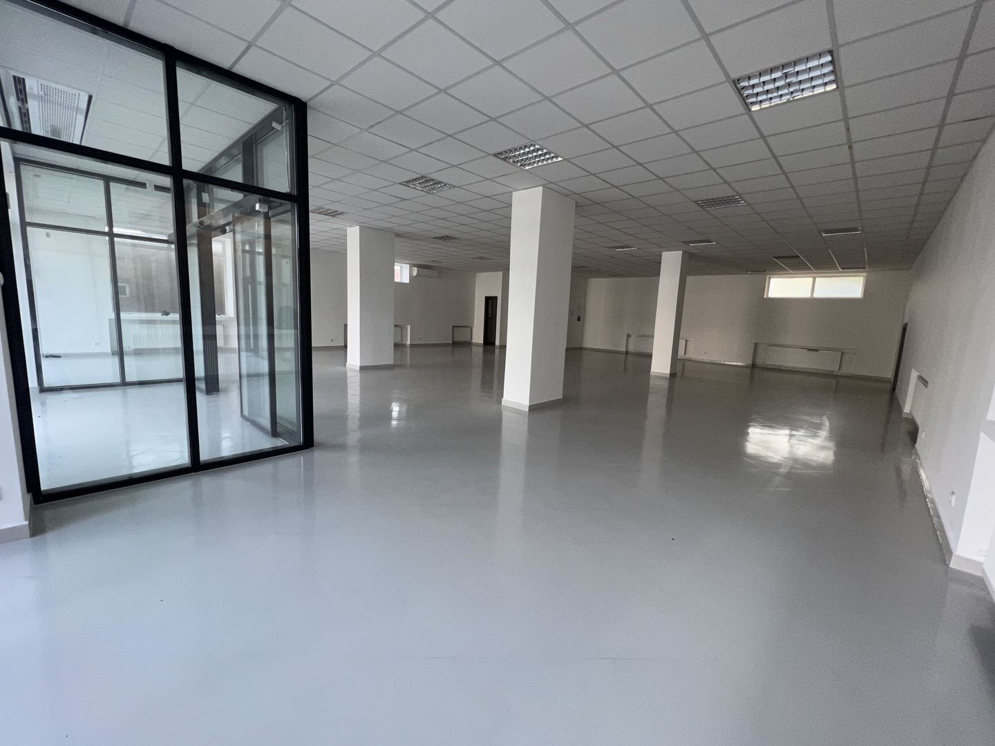 Spatiu comercial mare - Crangasi (aproape de piata, metrou) - Poză 16