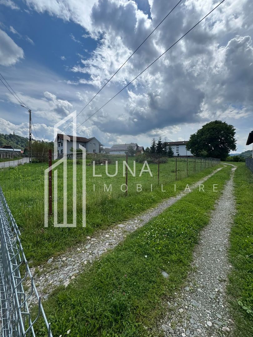 Teren intravilan 1.000 mp | Moieciu de Jos - Poză 3
