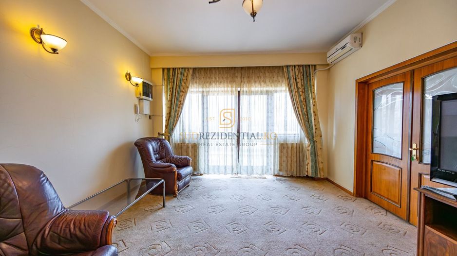 Vila impresionanta D+P+E+M | 500+ mp | teren 2652 mp | piscina - Poză 16