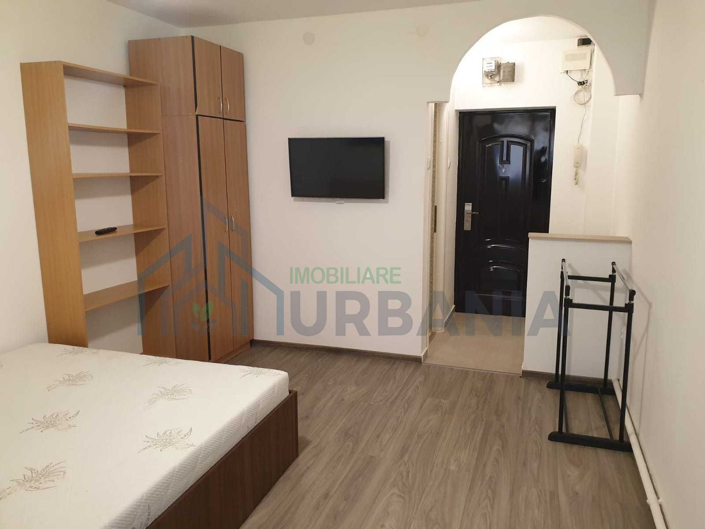 Garsonieră de închiriat, zona Gării Nicolina, 26 mp, complet utilată - Poză 7