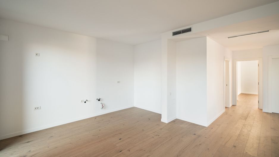 Apartament de 3 camere cu gradina - Poză 9