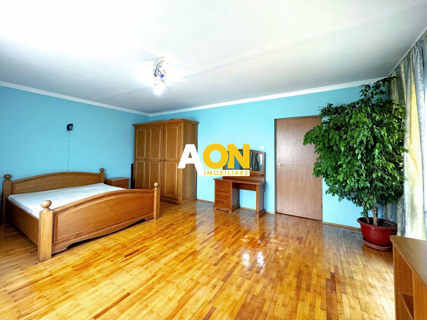 Casa P+1, 912 mp teren, 5 camere, strada asfaltata, zona Lipoveni - Poză 10