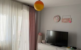 De vânzare: apartament 3 camere -renovat - Metrou Valea Ialomiței - Poză 3