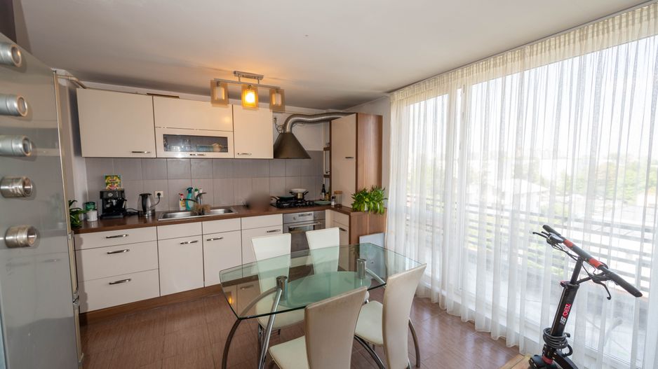Apartament cu 2 camere de vanzare zona 1 Decembrie 1918 strada Fetesti - Poză 5