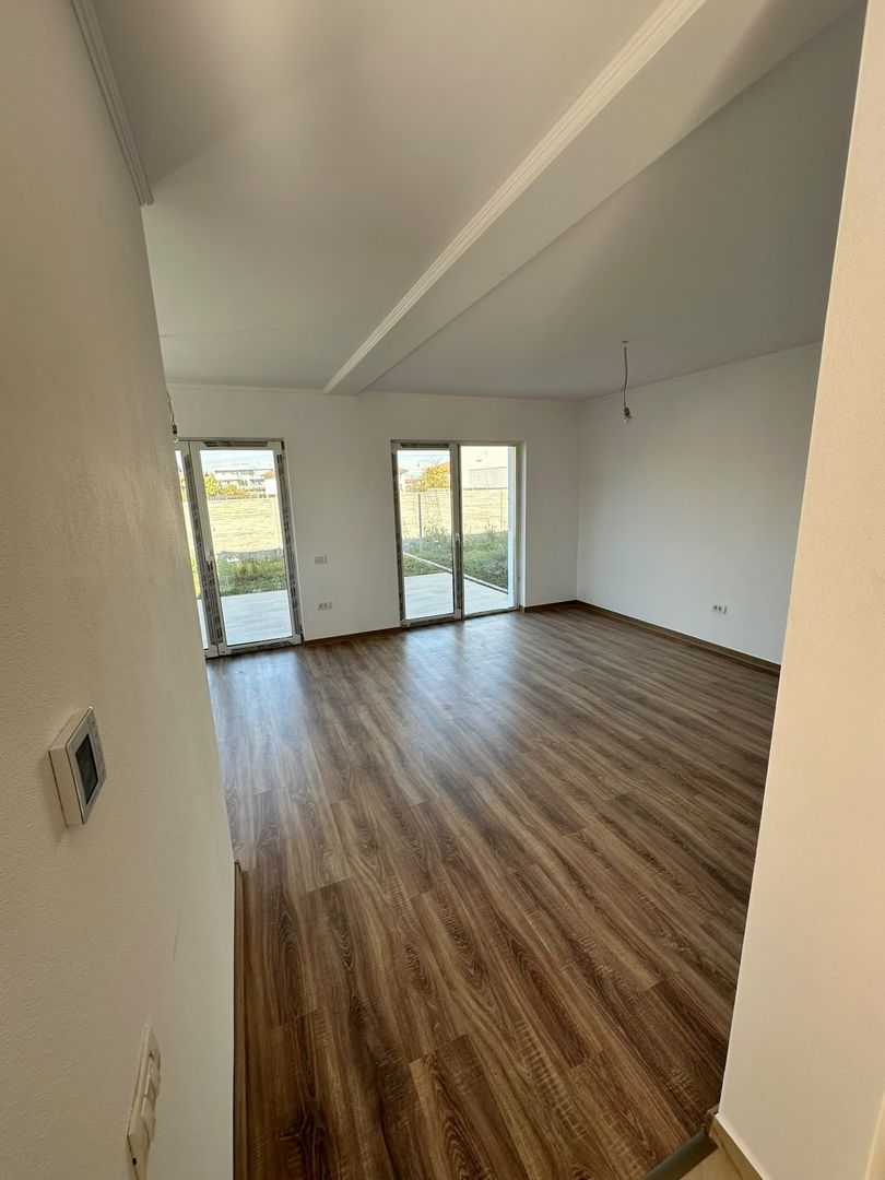 COMISION 0%, Duplex 4 Camere, Despartit prin Camera Tehnica, SACALAZ - Poză 6