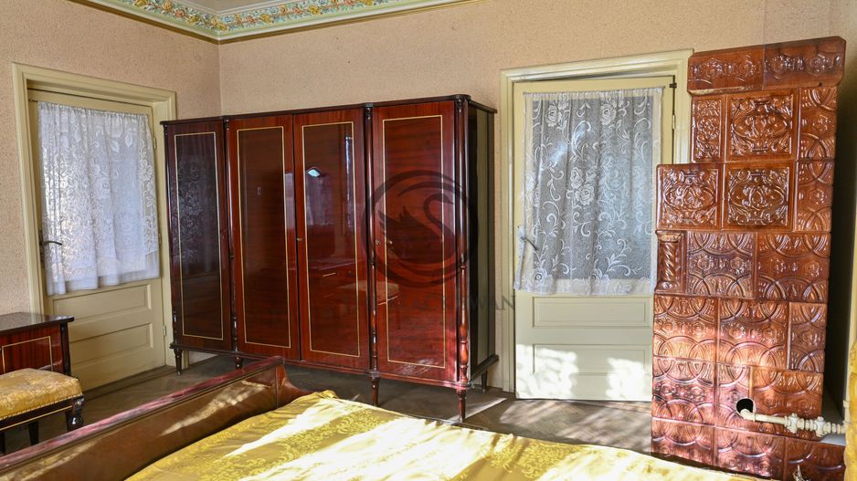 Casa cu 6 camere de vanzare | Zona Ultracentrala, Baicoi | Comision 0% - Poză 8