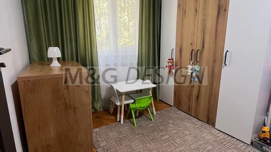 Apartament 3 camere  Dacia etaj 2 - Poză 2