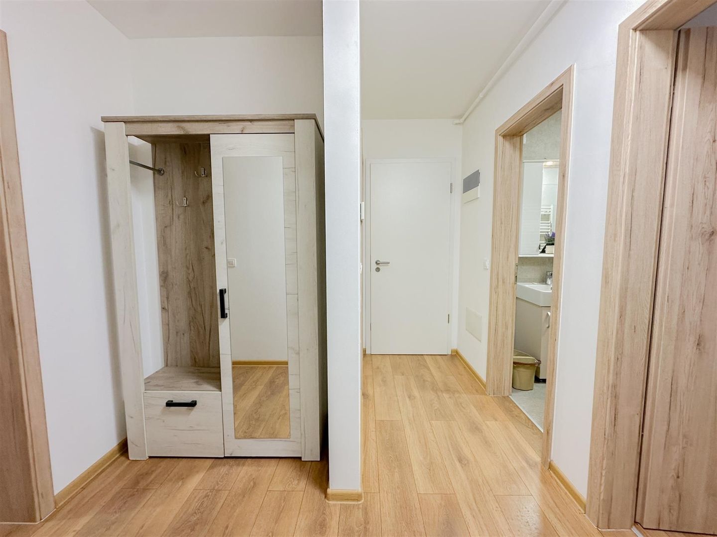 Apartament 2 camere | Kasper | Boxa si Parcare | - Poză 16
