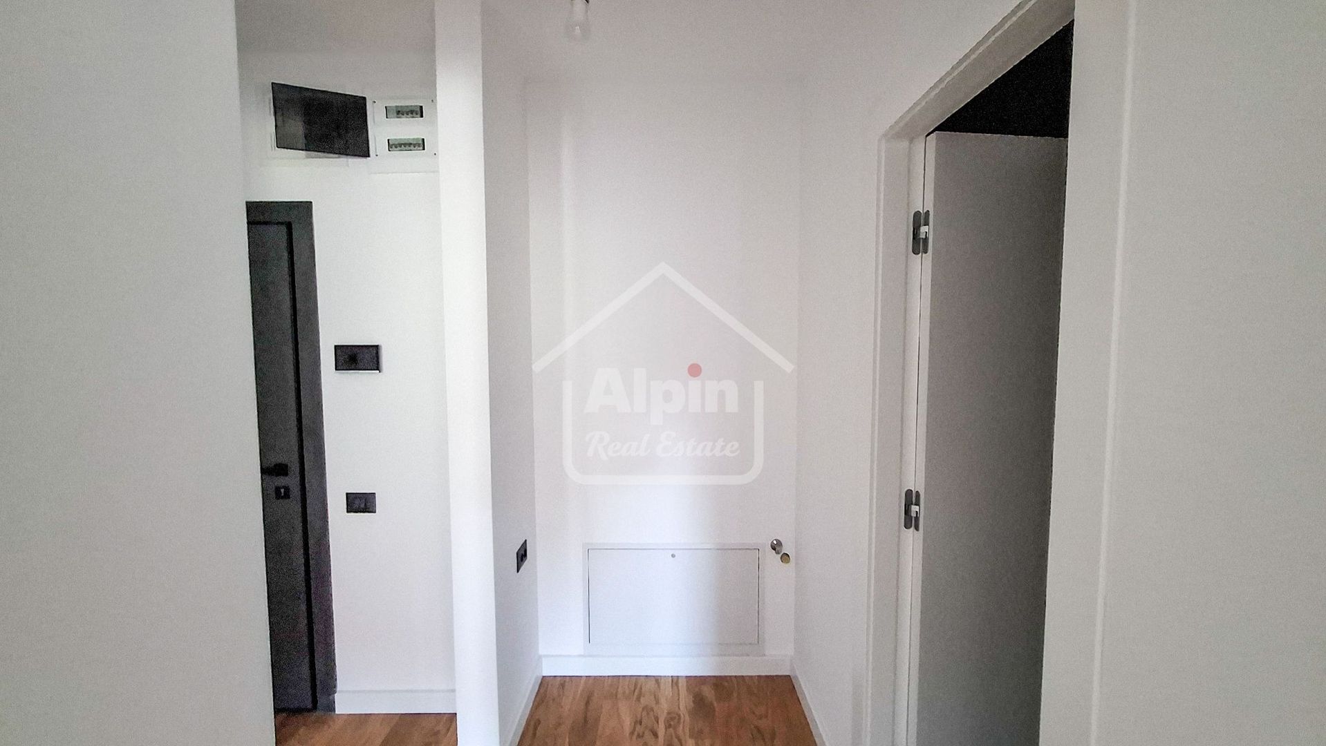 Finisaje Calitative Central - Poză 18