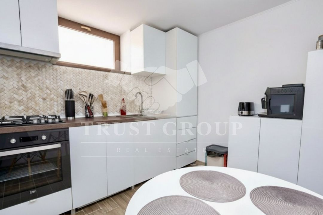 Casa boiereasca renovata Unirii | Curte 70mp | D+P+Pod - Poză 8