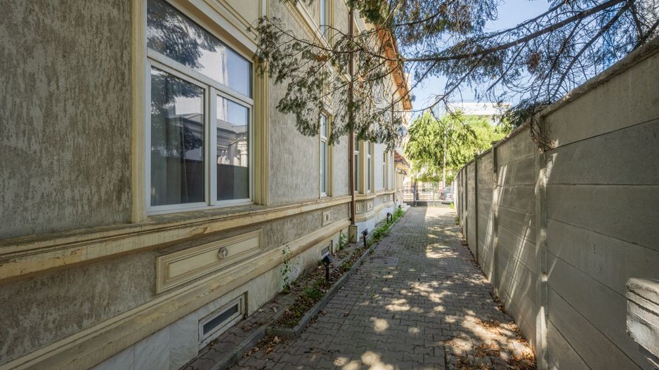 ULTRACENTRAL - Vilă UNICĂ și cu POTENȚIAL uriaș, o poveste de succes - Poză 28