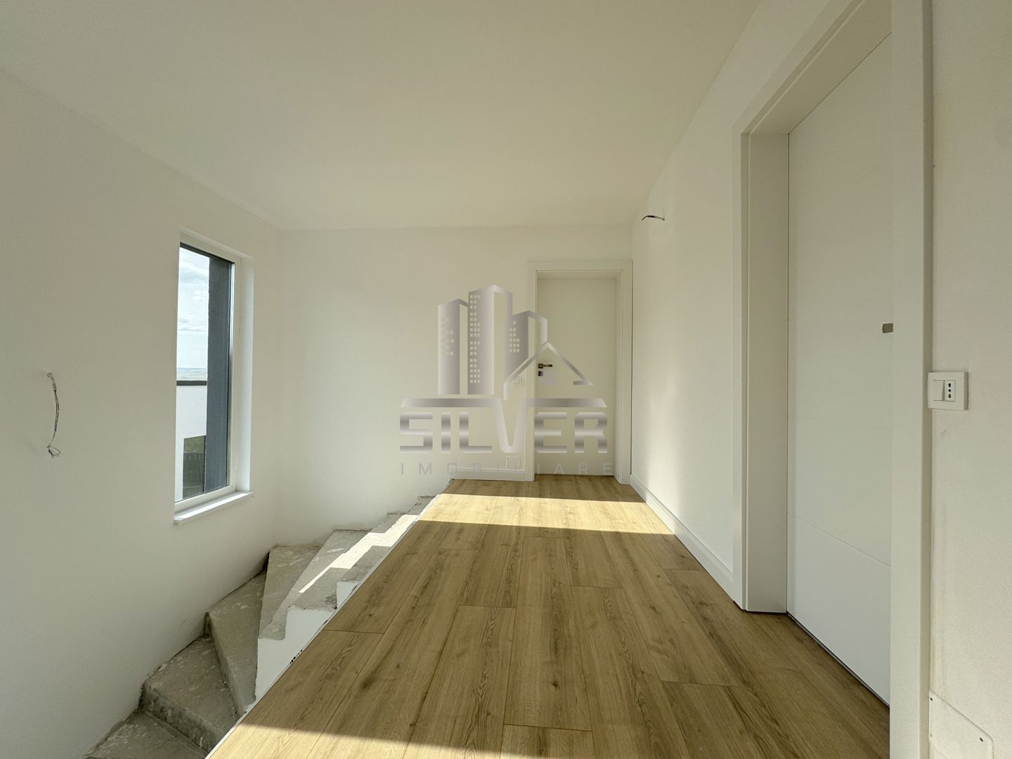 Casa individuala recent finisata cu teren de 425! - Poză 19