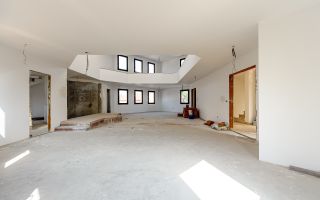 Clădire comercială în zona Grădiște. - Poză 8