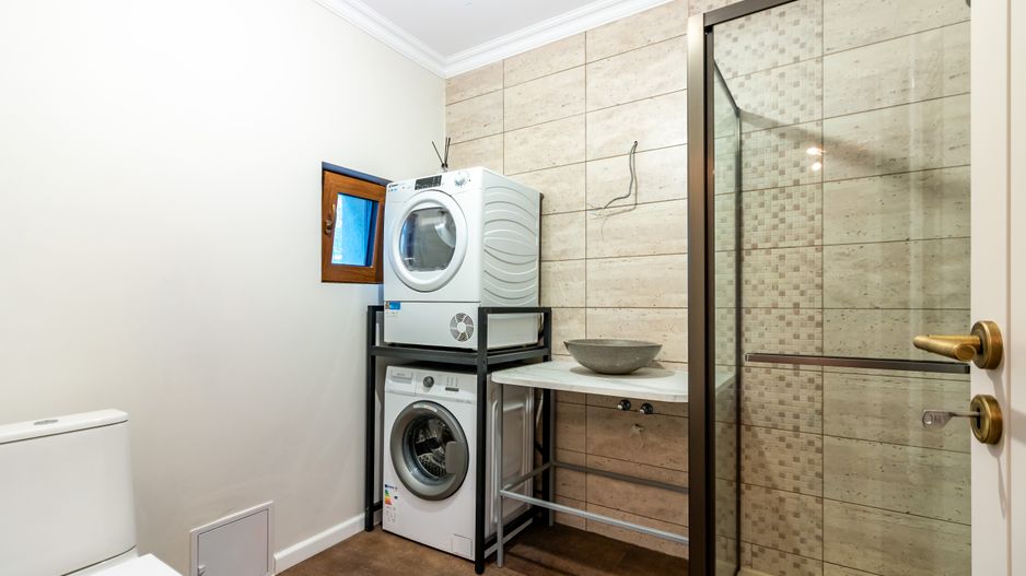 Închiriere 3 camere de lux în vilă, Intrarea în Parcul Carol, 90 mp - Poză 10