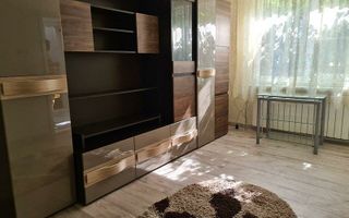 De inchiriat - casa P+1E+M - zona Port, langa liceul de Marina - Poză 2