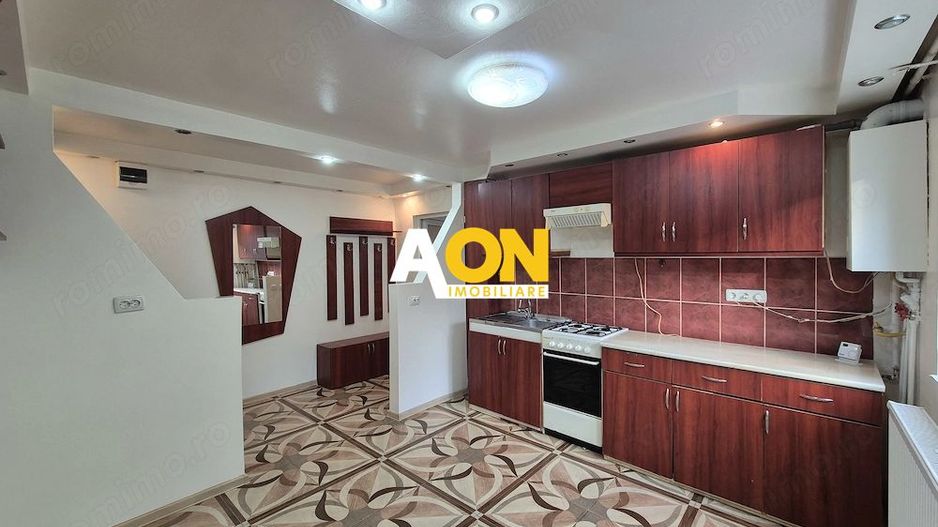 Apartament 2 camere parter inalt, Cetate - Poză 3