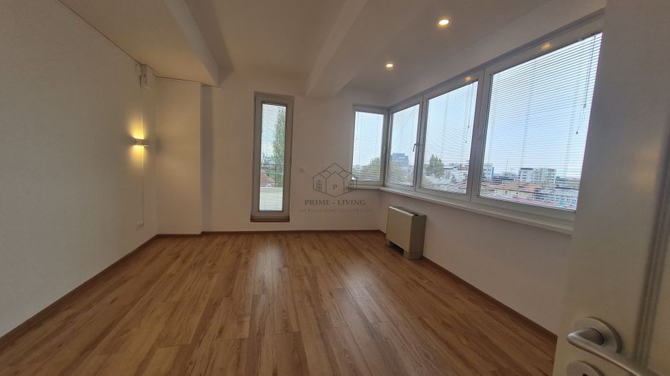 APARTAMENT ULTRACENTRAL LA INCHIRIERE CU DESTINATIA BIROU SAU LOCUINTA - Poză 6