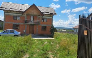 VILA 4 CAMERE, TEREN 787 MP, PISCANI, ARGES - Poză 1