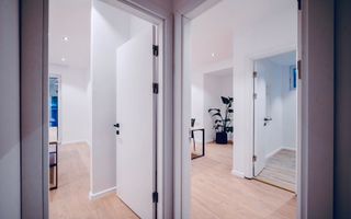 APARTAMENT 4 CAMERE | UTILIZARE MIXTA | PIATA VICTORIEI - Poză 2