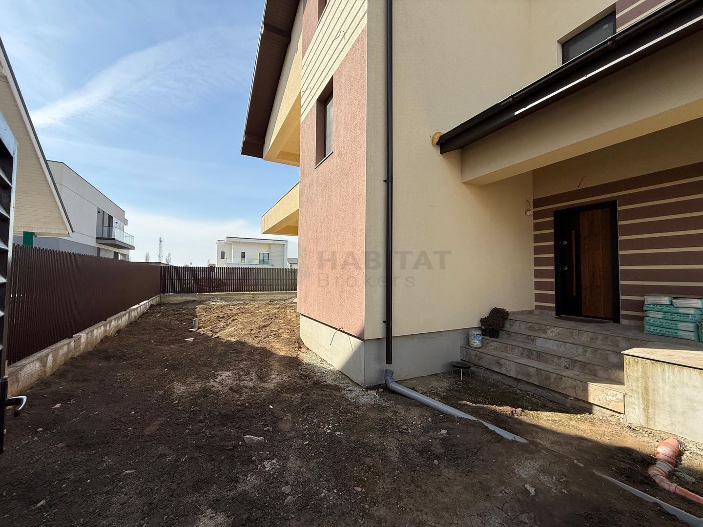 Casă modernă 2025 | Tunari – spațiu generos și localizare excelentă - Poză 3