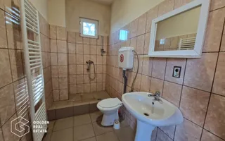 Casa ideala pentru echipe de muncitori, capacitate pana la 20 persoane - Poză 18