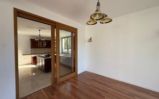 INCHIRIERE VILA DEOSEBITA EROU IANCU NICOLAE | PISCINA | 7 CAMERE | 1300MP CURTE - Poză 5