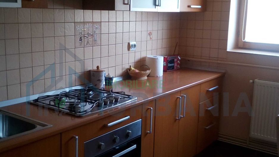 Apartament 3 camere renovat, zona Esplanada, Pașcani - Poză 1