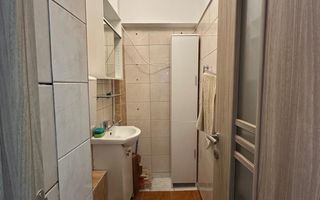 3 Camere 70mp - Partial Renovat - Metrou Aparatori la 1 Min - Poză 18