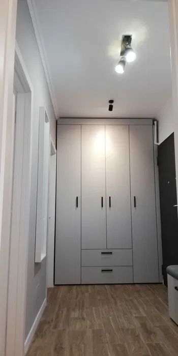 GARSONIERA LUJERULUI, BLOC NOU, CENTRALA, METROU, BUCATARIE INCHISA - Poză 2