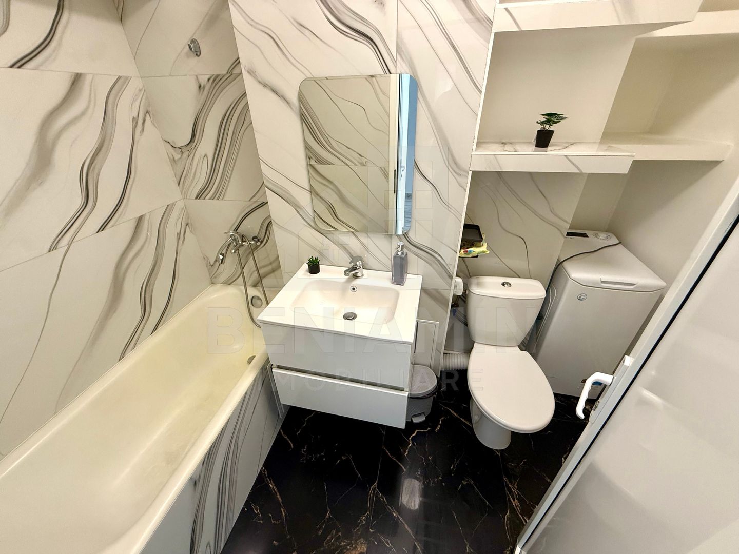 2 decomandate - centrala proprie - AC - mobilat - utilat - Rovine - Poză 6
