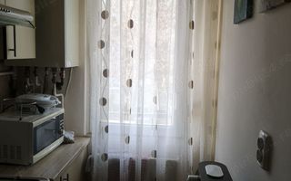 Vând apartament 2 camere Carpați 1 - Poză 8