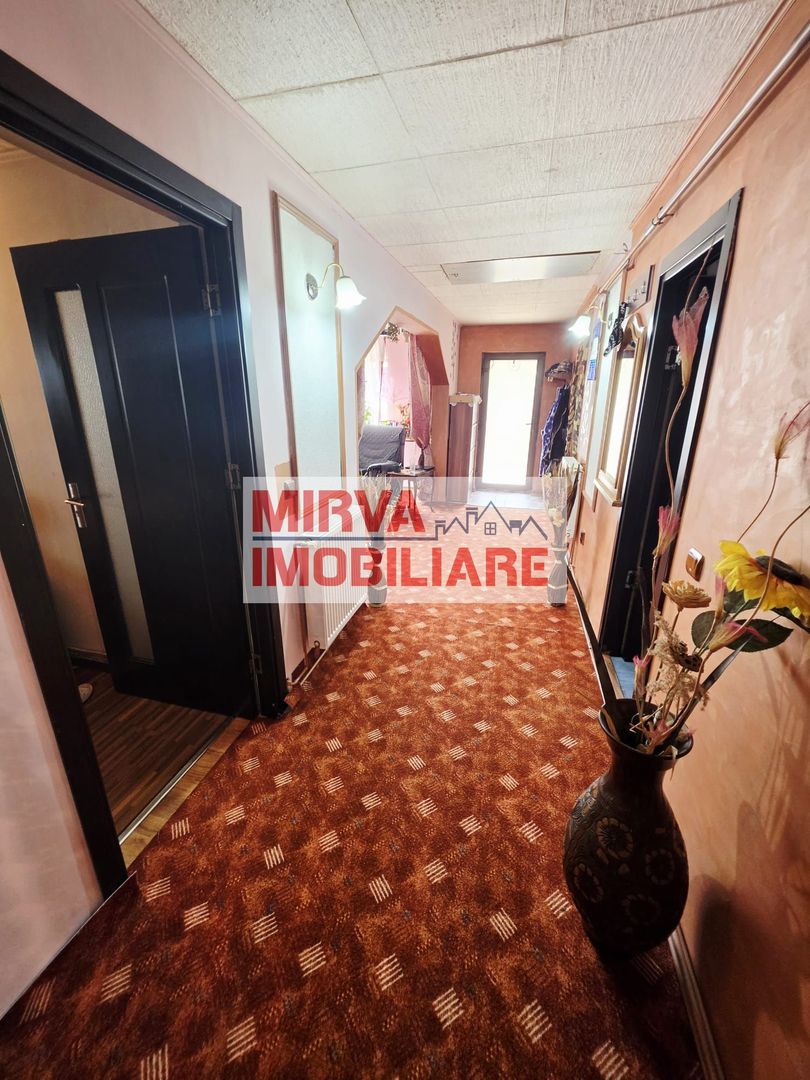 Casă 4 camere, 685 mp teren, renovată 2011 – Mănești, Zalhanaua - Poză 27