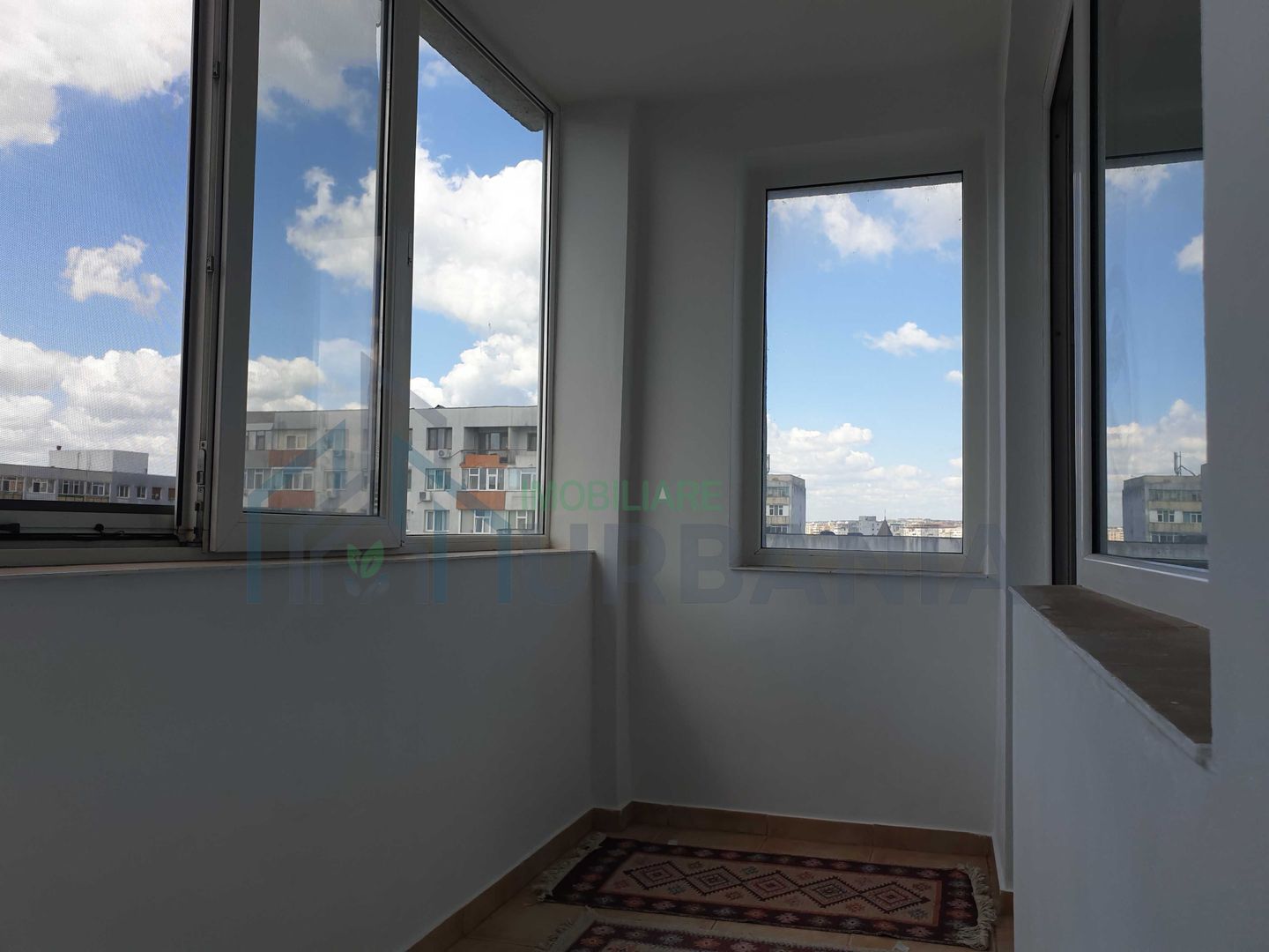 Camere de inchiriat in Alexandru cel Bun - Apartament decomandat, 3 camere - Poză 2