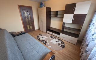 Camera de camin cu hol si baie proprie - etaj 4 - Poză 1